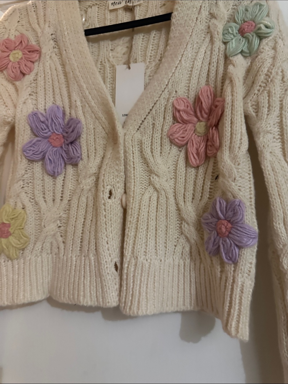 Cream Floral Appliqué Cable Knit Cardigan - Picture 4 of 5